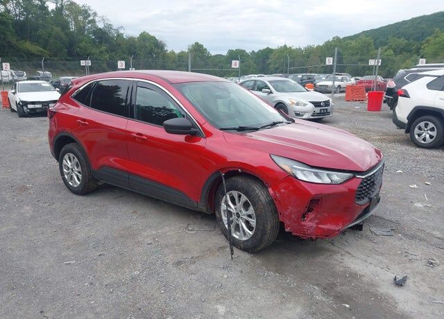 2023 FORD Escape