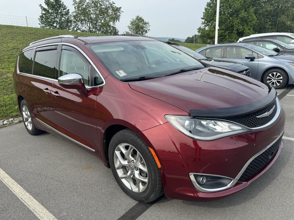 2017 CHRYSLER Pacifica