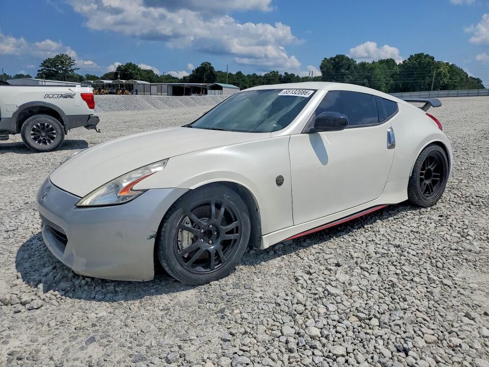 2018 NISSAN 370Z