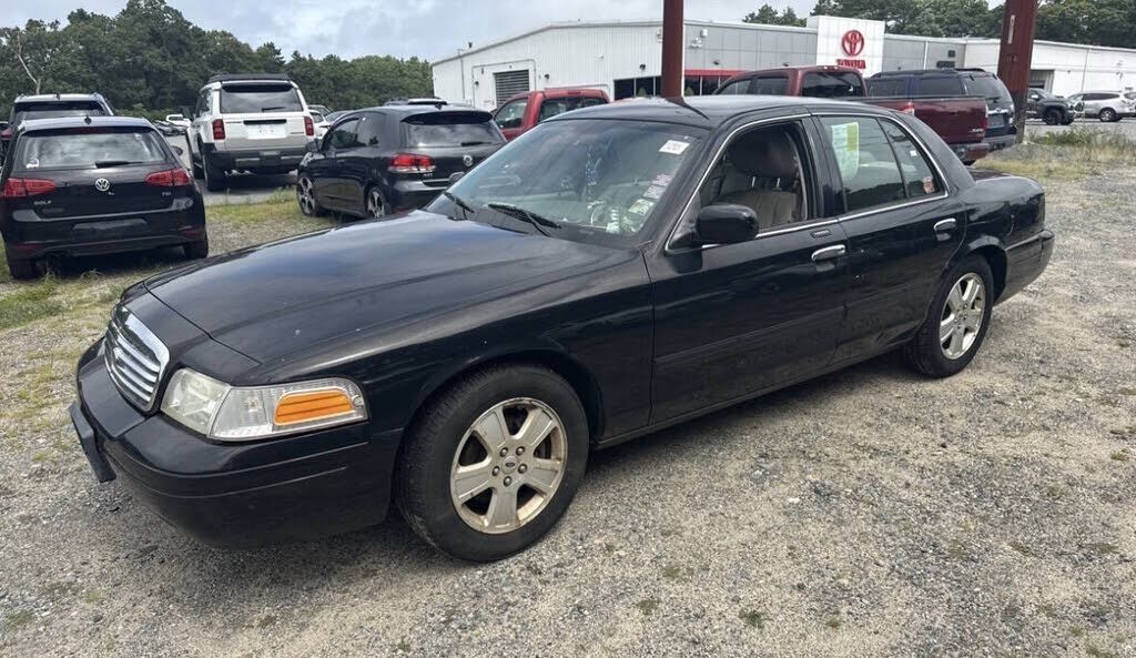 2011 FORD Crown Victoria