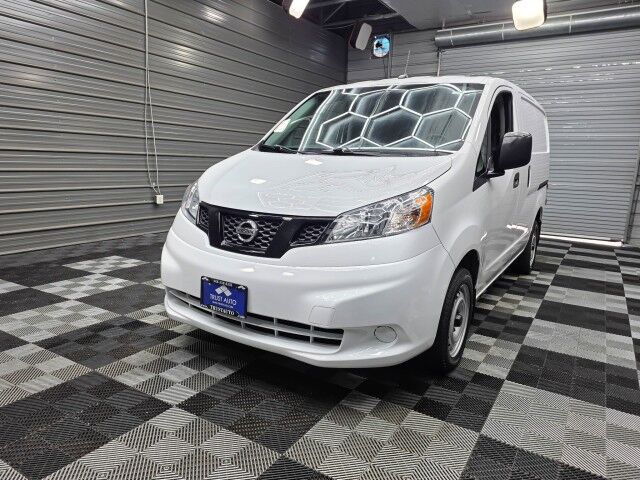 2021 NISSAN NV200