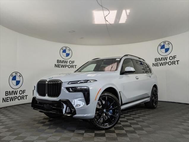 2027 BMW X7