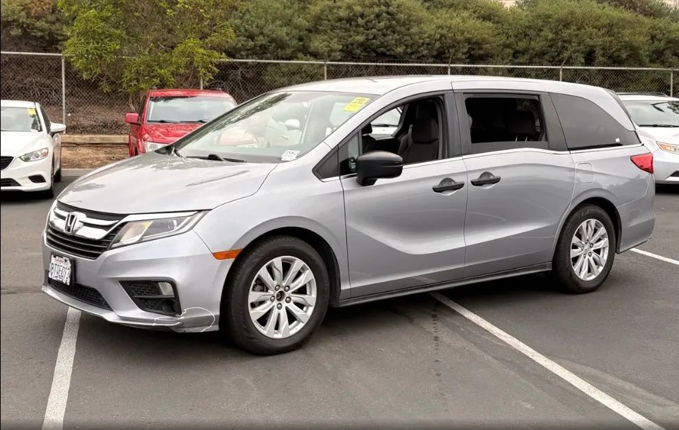 2020 HONDA Odyssey