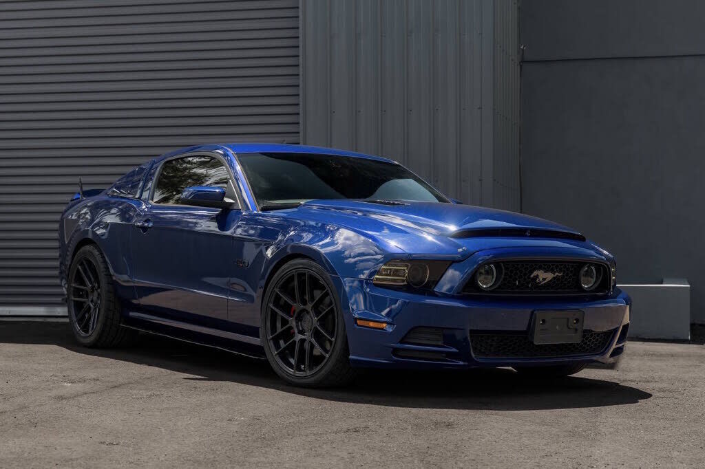 2013 FORD Mustang