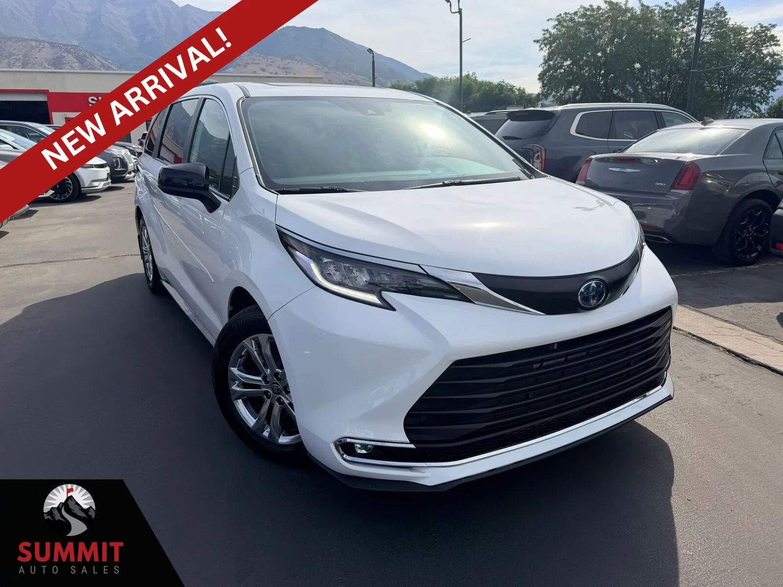 2023 TOYOTA Sienna