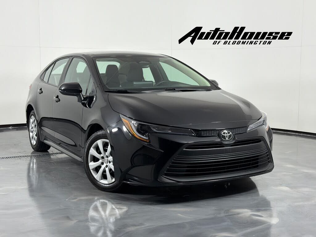 2024 TOYOTA Corolla