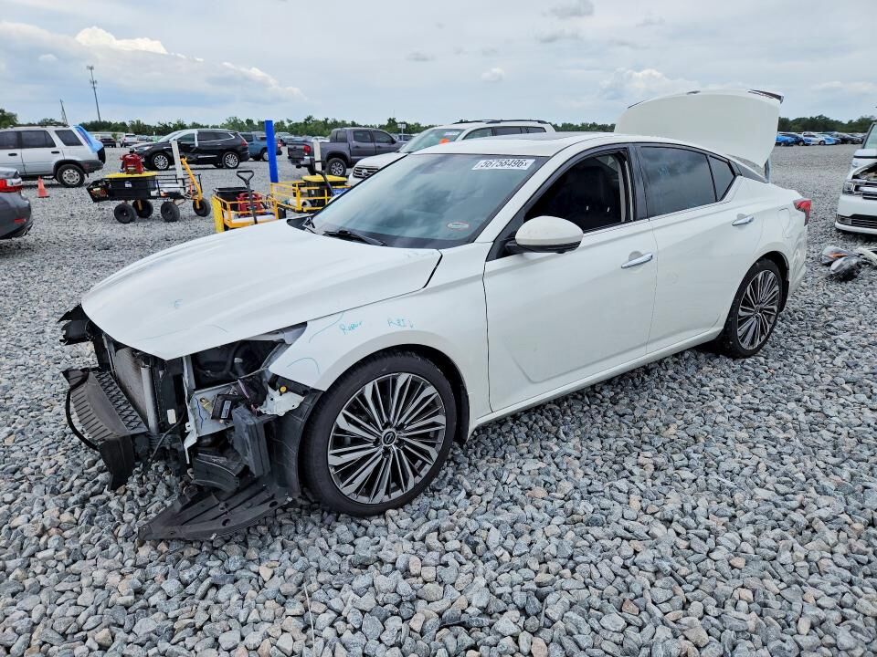 2023 NISSAN Altima