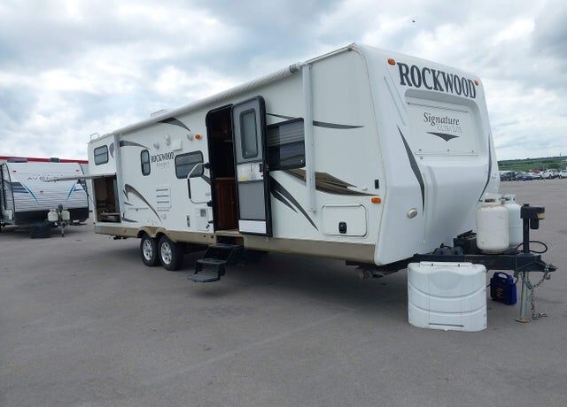 2012 FOREST RIVER Rockwood Lite Weight Trailers