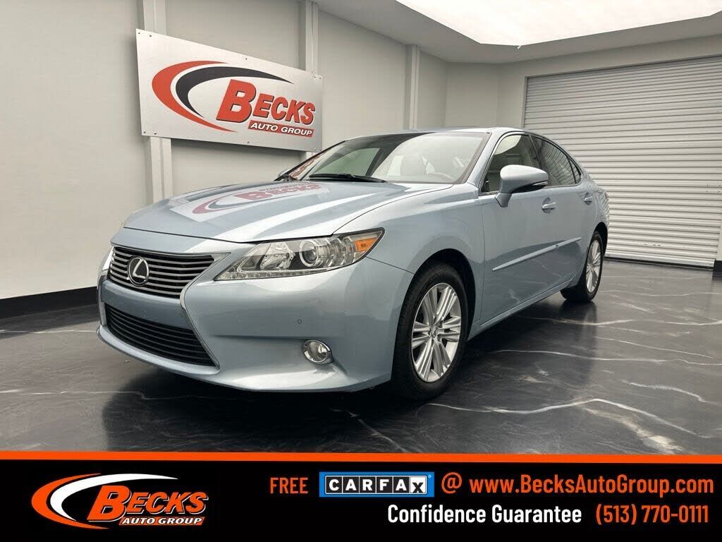 2013 LEXUS ES
