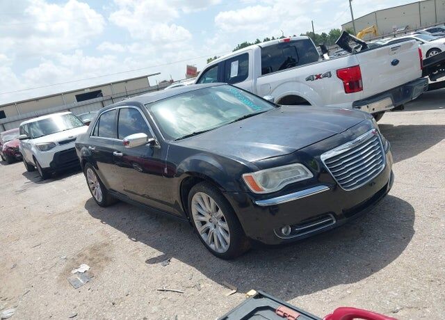 2013 CHRYSLER 300