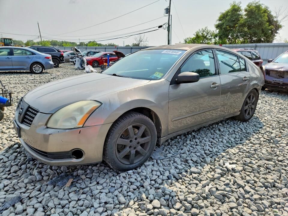 2004 NISSAN Maxima