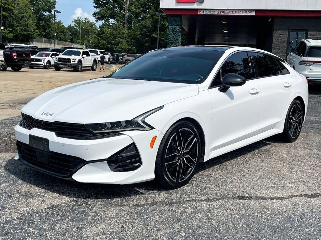 2022 KIA K5
