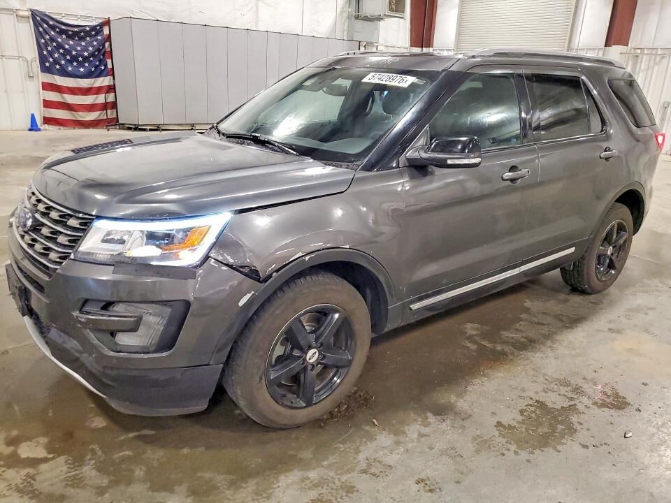 2017 FORD Explorer