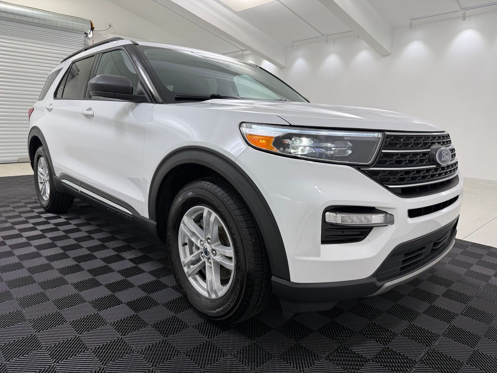 2024 FORD Explorer