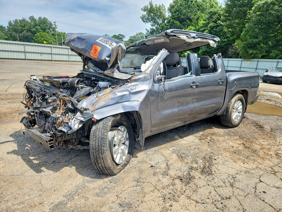 2024 NISSAN Frontier