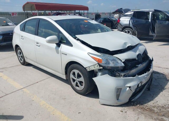 2015 TOYOTA PRIUS
