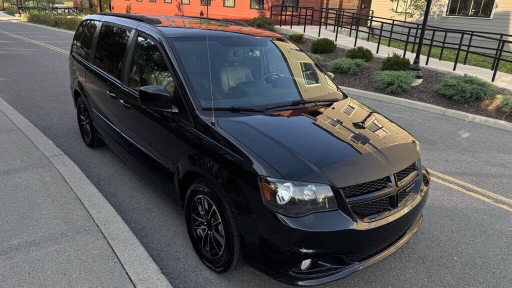 2017 DODGE Grand Caravan