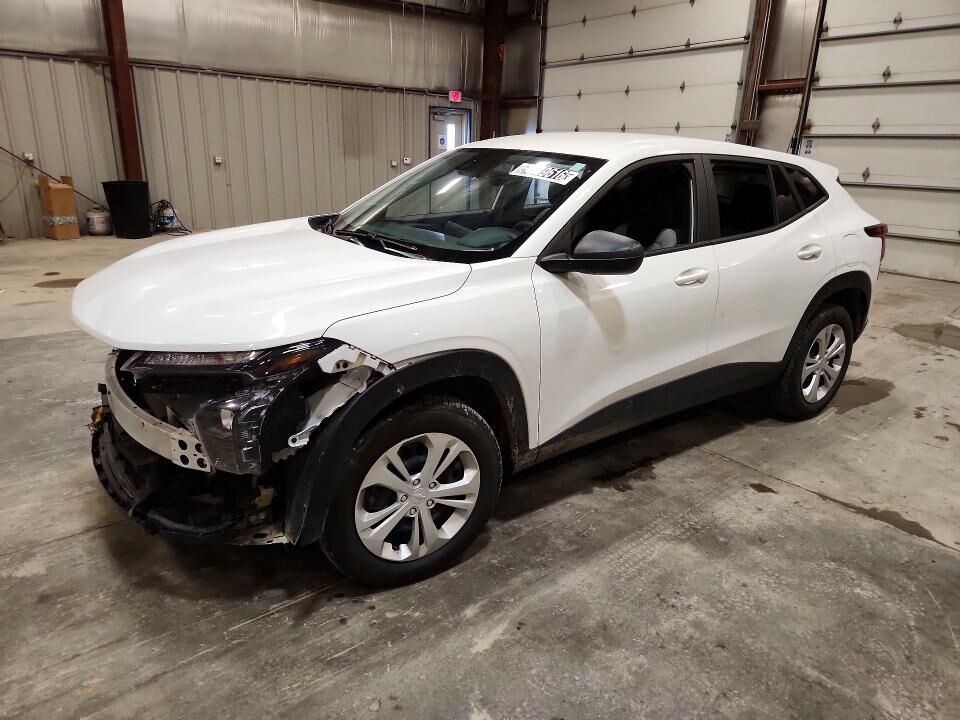 2025 CHEVROLET Trax
