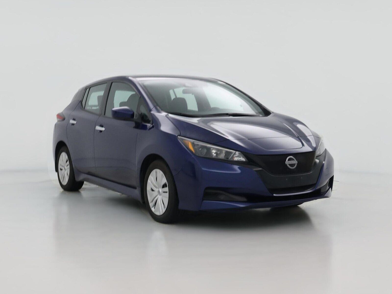 2023 NISSAN Leaf