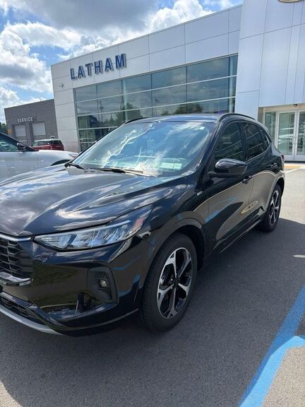 2024 FORD Escape