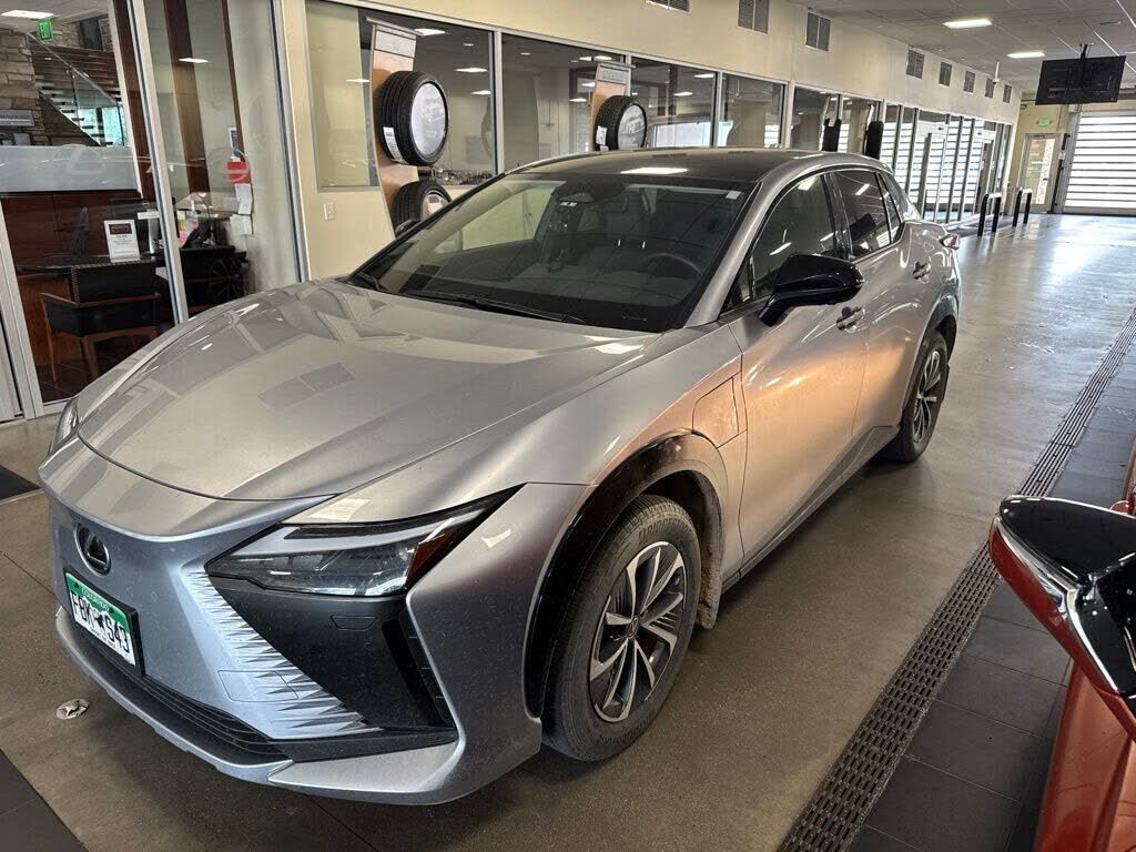 2025 LEXUS RZ