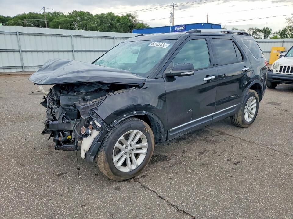 2013 FORD Explorer