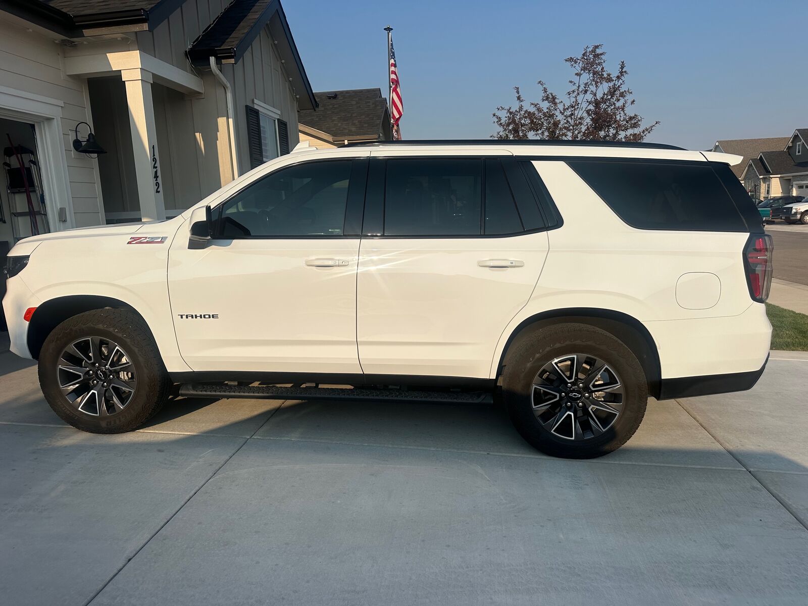2023 CHEVROLET Tahoe