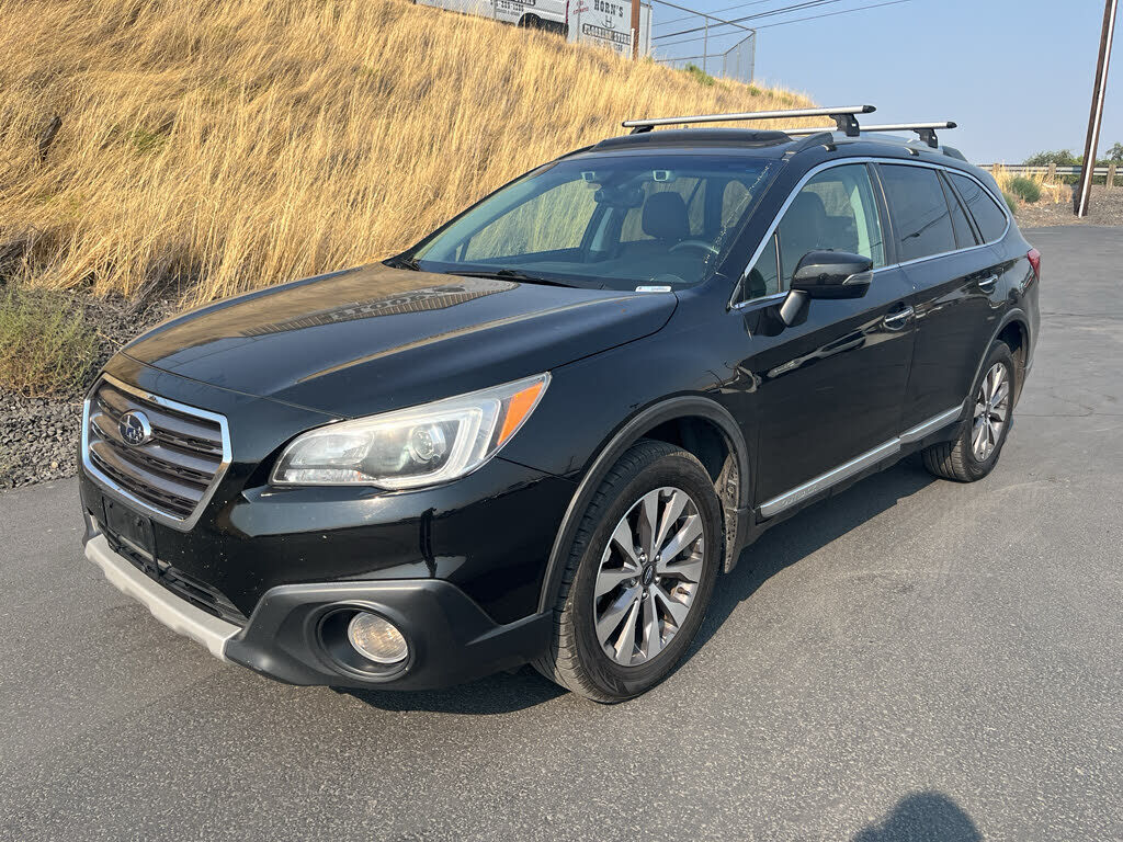 2017 SUBARU Outback