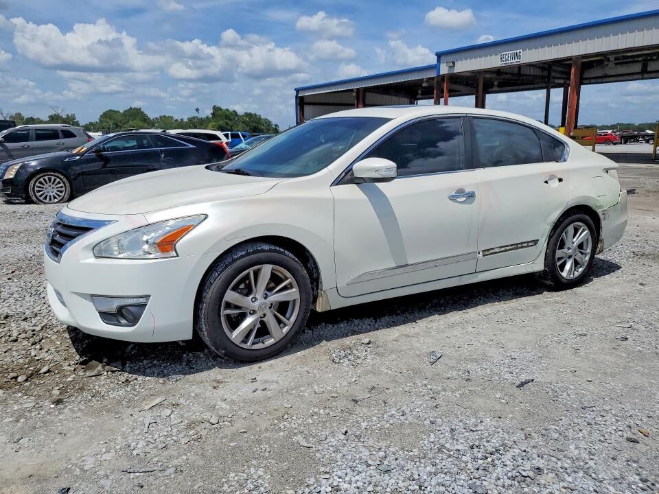 2015 NISSAN Altima