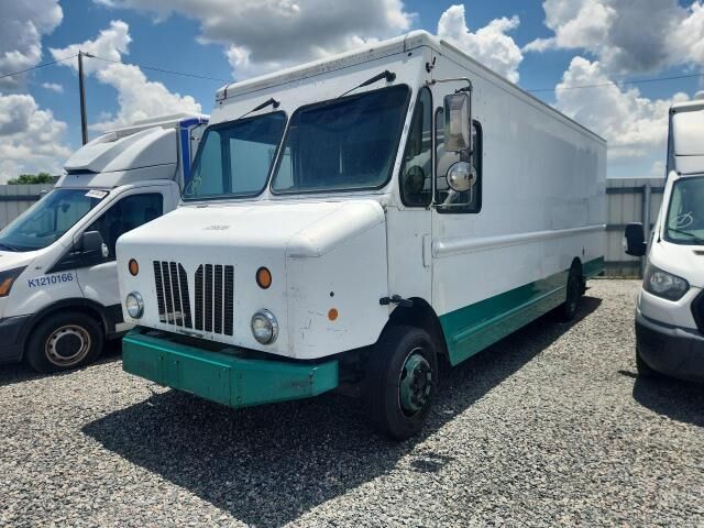 2012 WORKHORSE W62