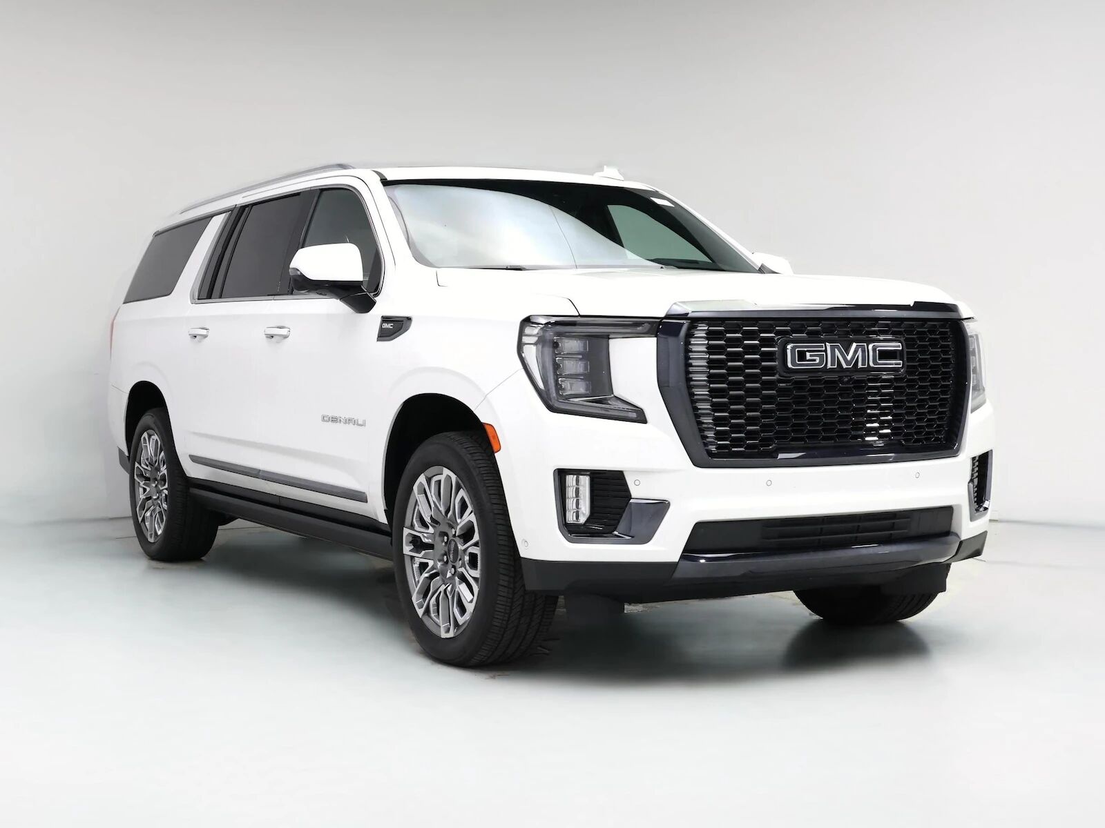 2023 GMC Yukon XL