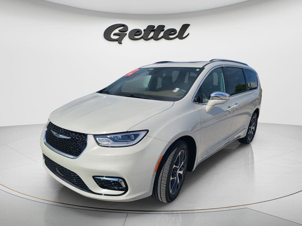 2021 CHRYSLER Pacifica