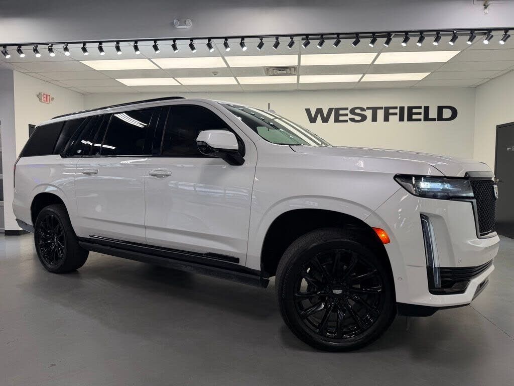 2023 CADILLAC Escalade ESV