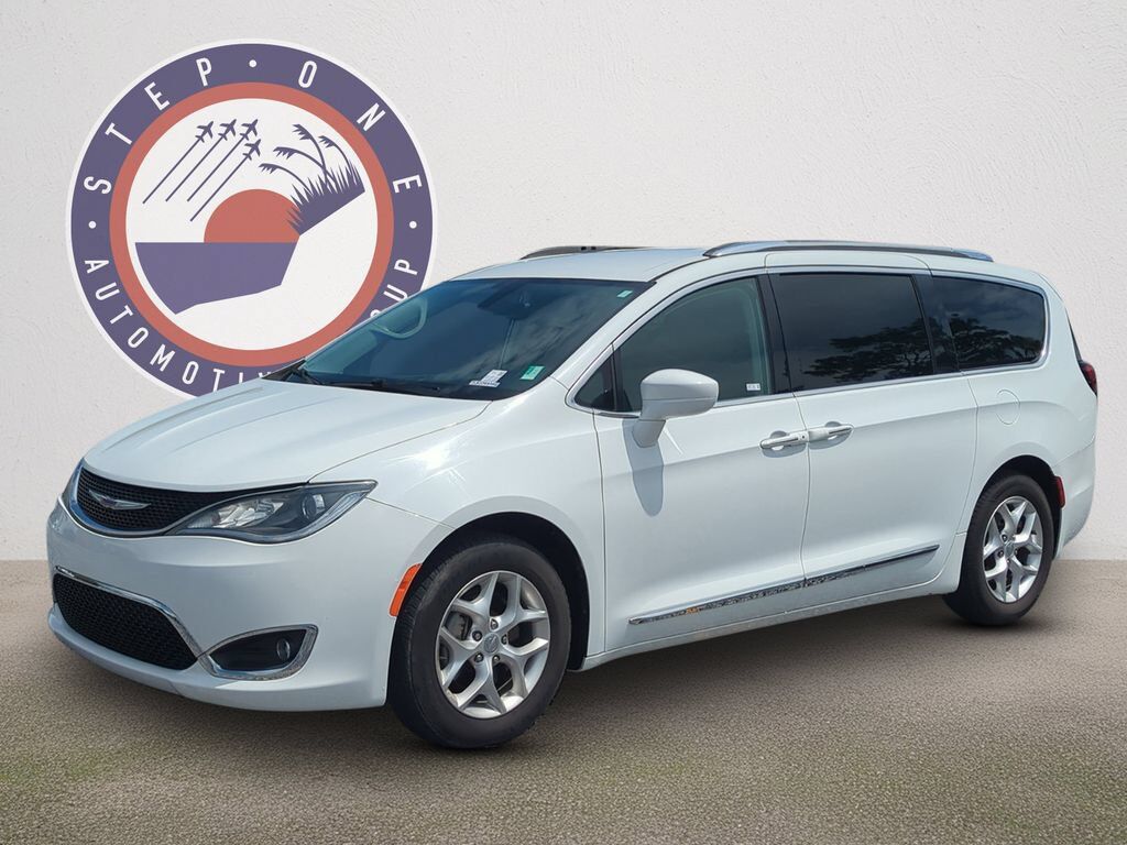 2020 CHRYSLER Pacifica