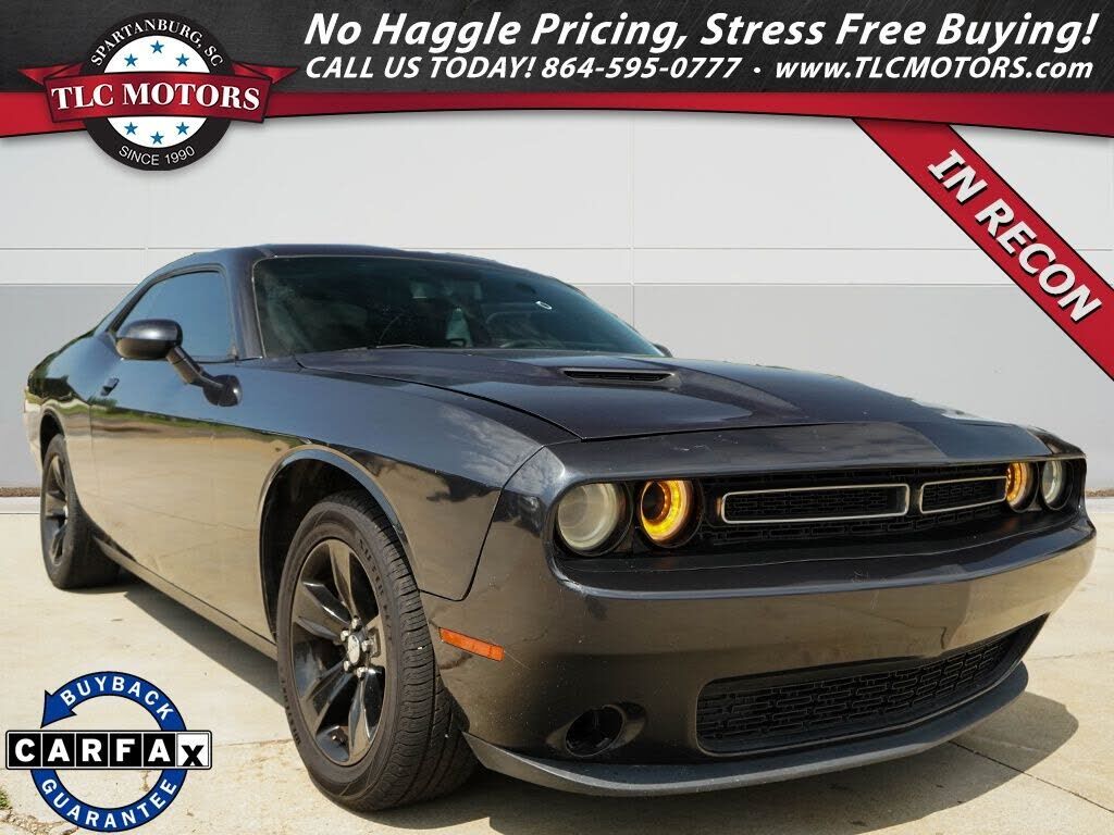 2017 DODGE Challenger
