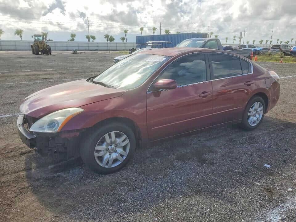 2012 NISSAN Altima