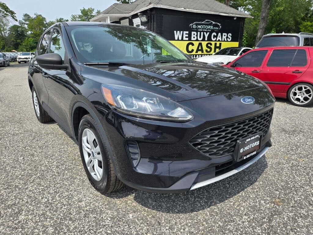 2020 FORD Escape