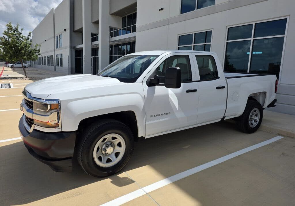 2017 CHEVROLET Silverado