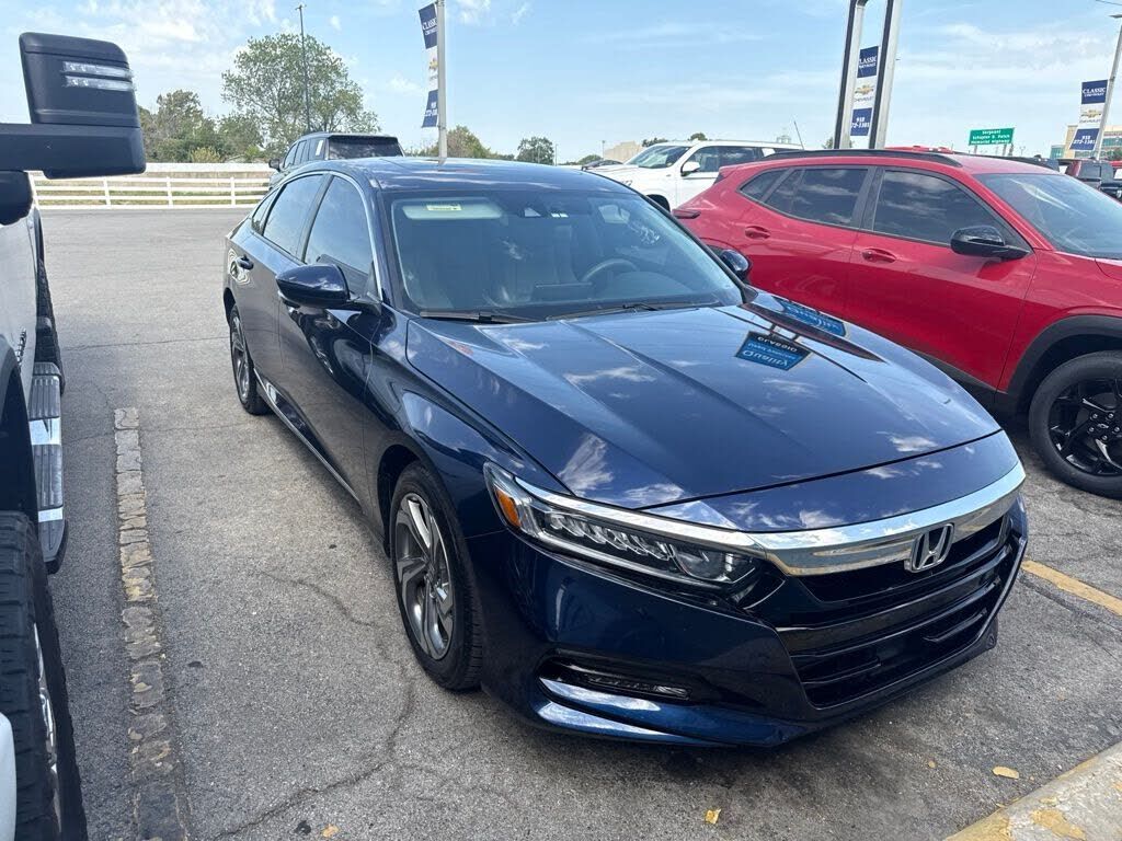 2019 HONDA Accord