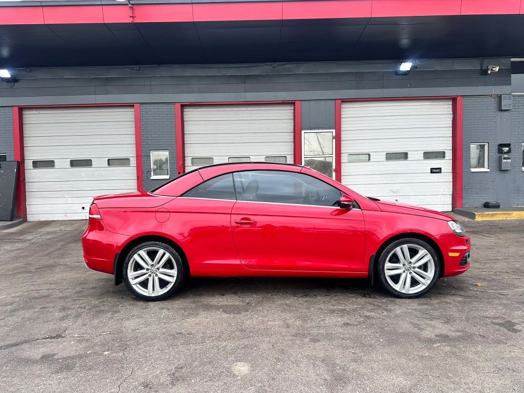 2013 VOLKSWAGEN Eos