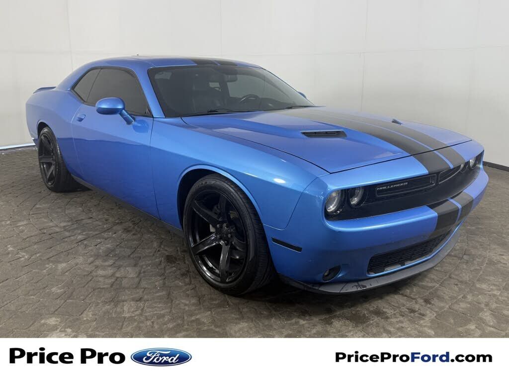 2015 DODGE Challenger