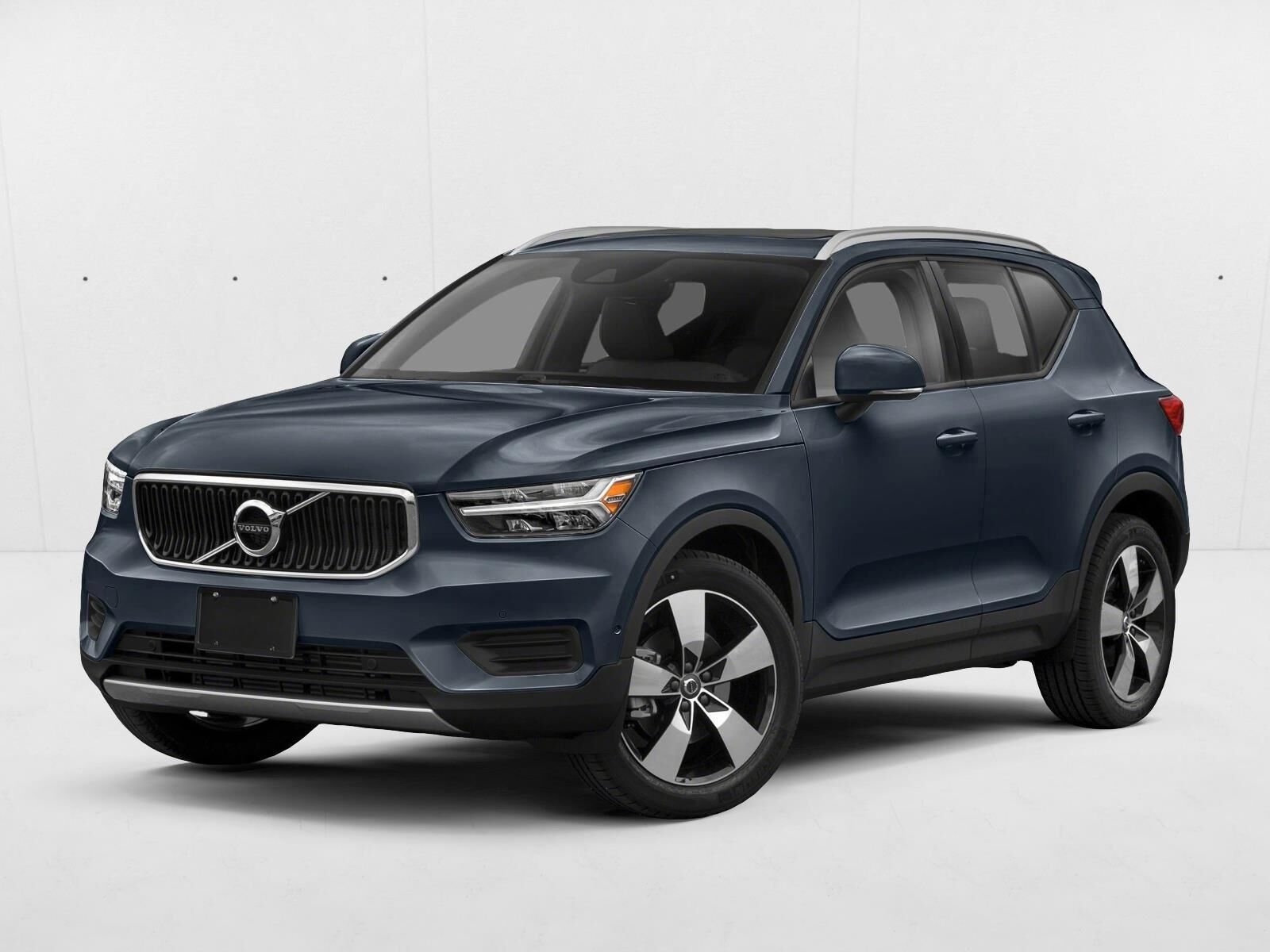 2019 VOLVO XC40