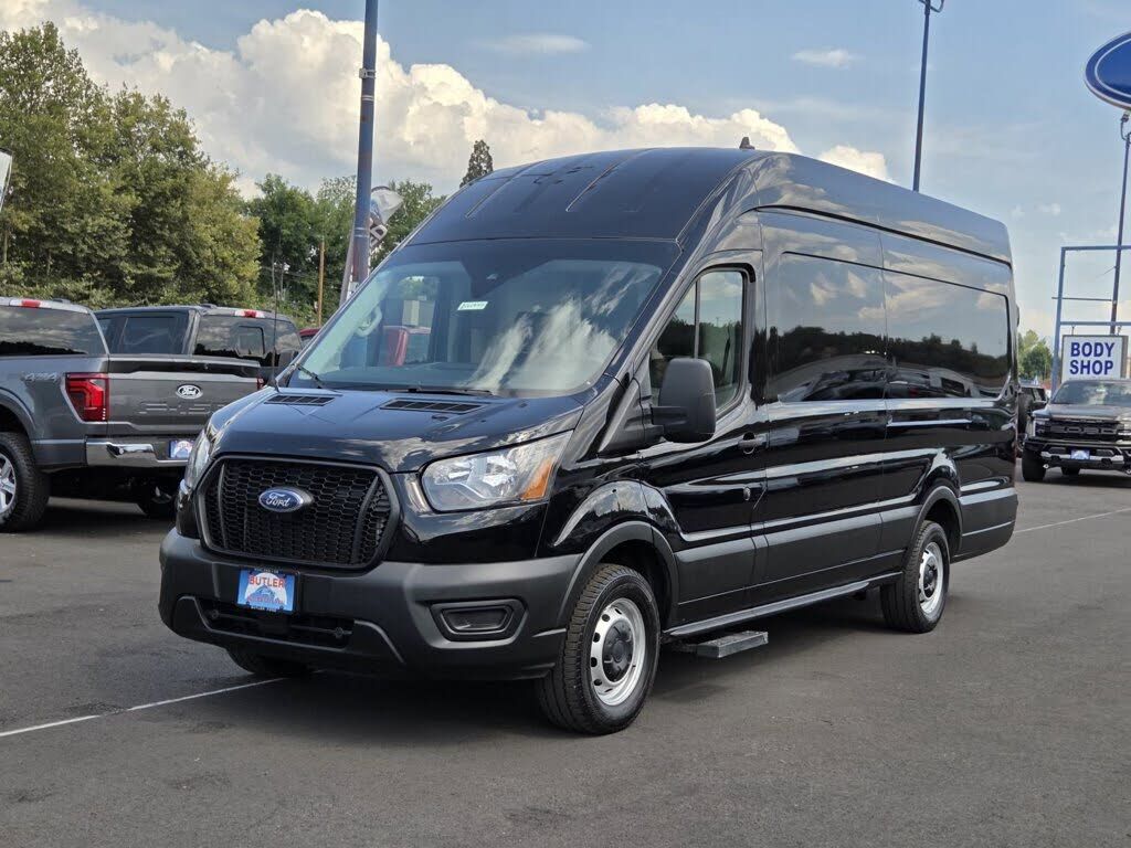 2023 FORD Transit