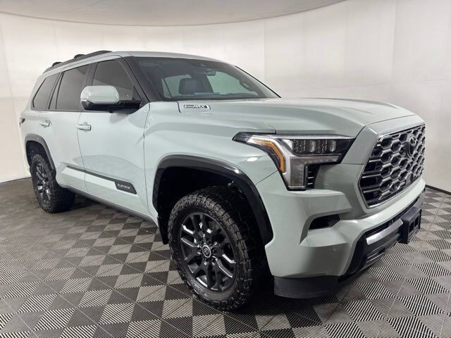 2024 TOYOTA Sequoia