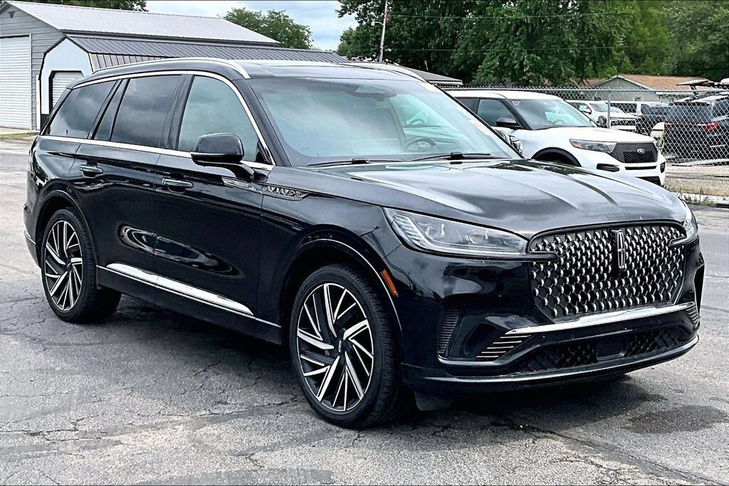 2025 LINCOLN Aviator