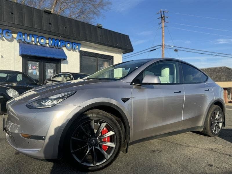 2021 TESLA Model Y