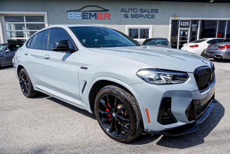 2022 BMW X4