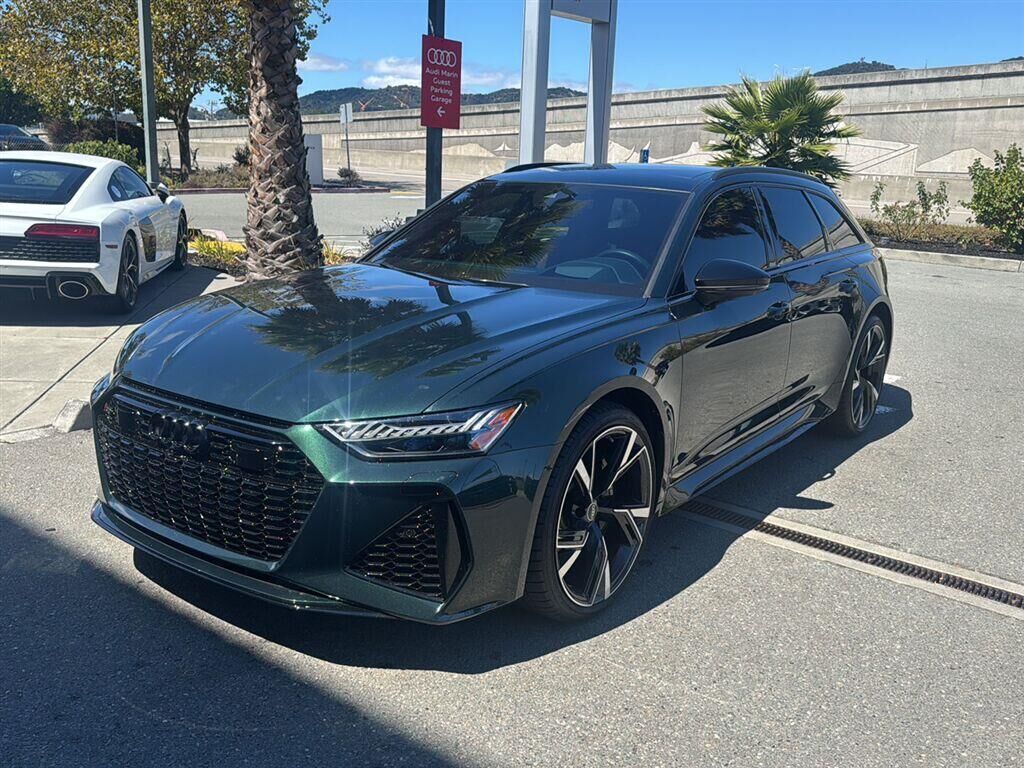2023 AUDI RS6