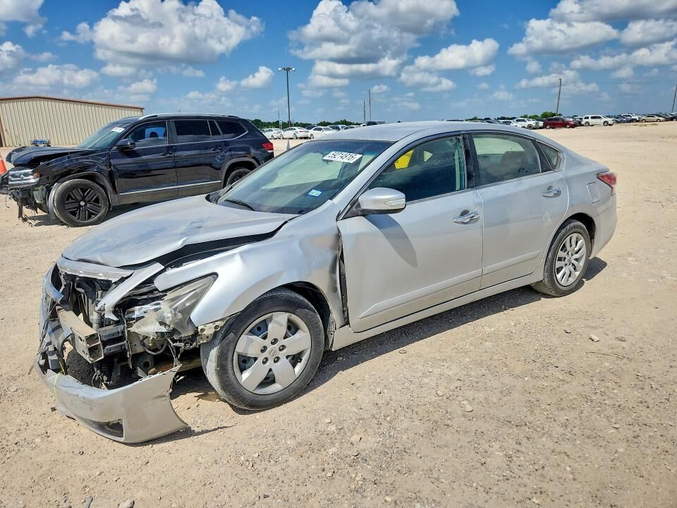 2015 NISSAN Altima