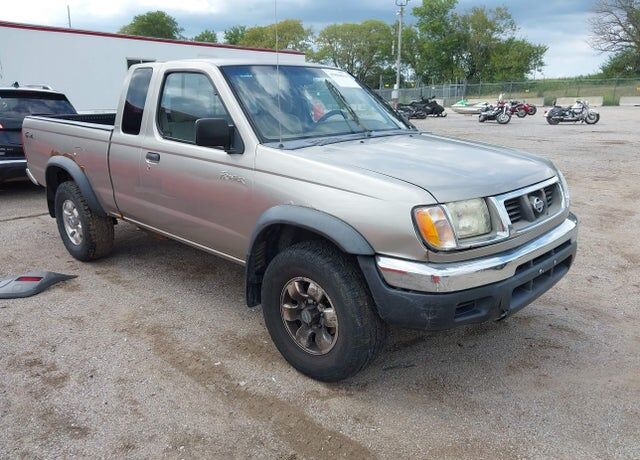 2000 NISSAN Frontier